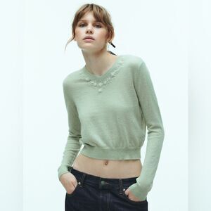 ZARA KNIT PEARLS SWEATER